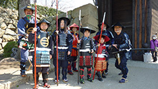 Be a guard wearing full armor for foot soldier