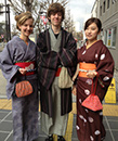Strolling in the castle town in Kimono